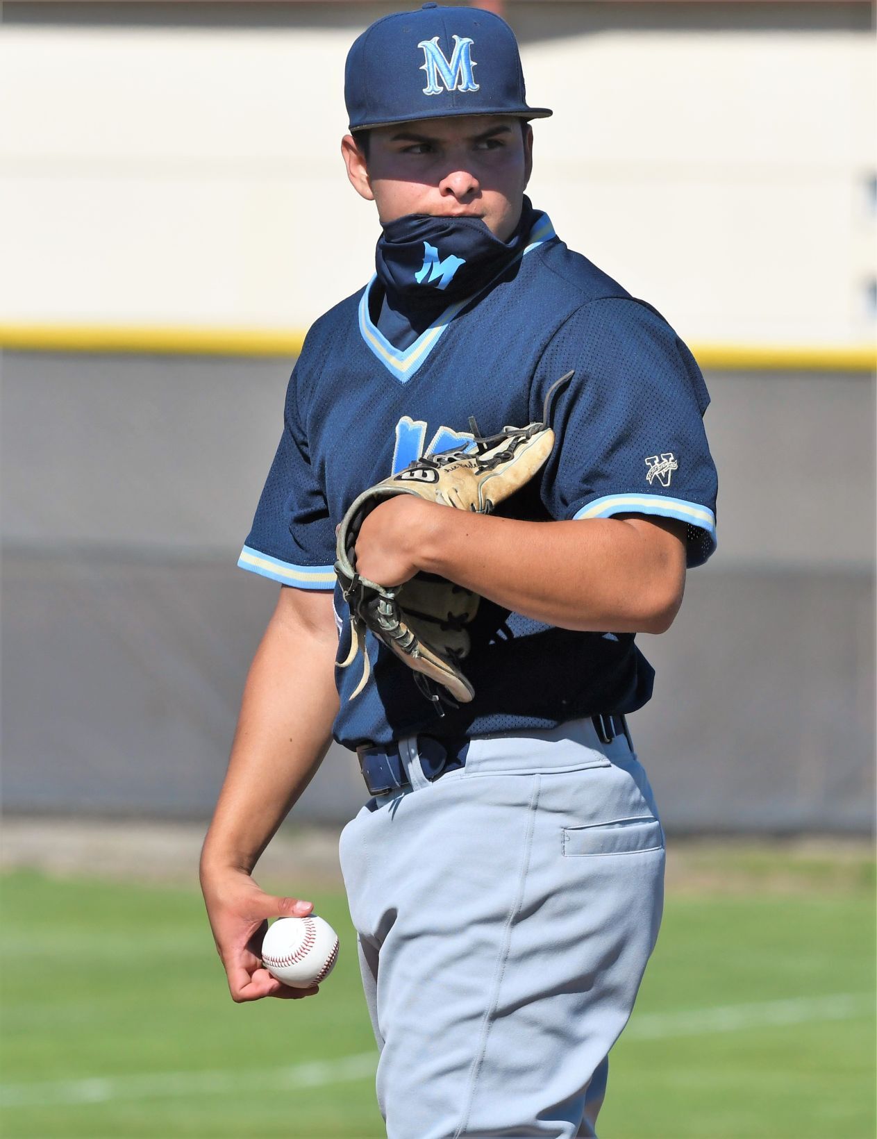 060921 SMHS CIF BSB 16.JPG